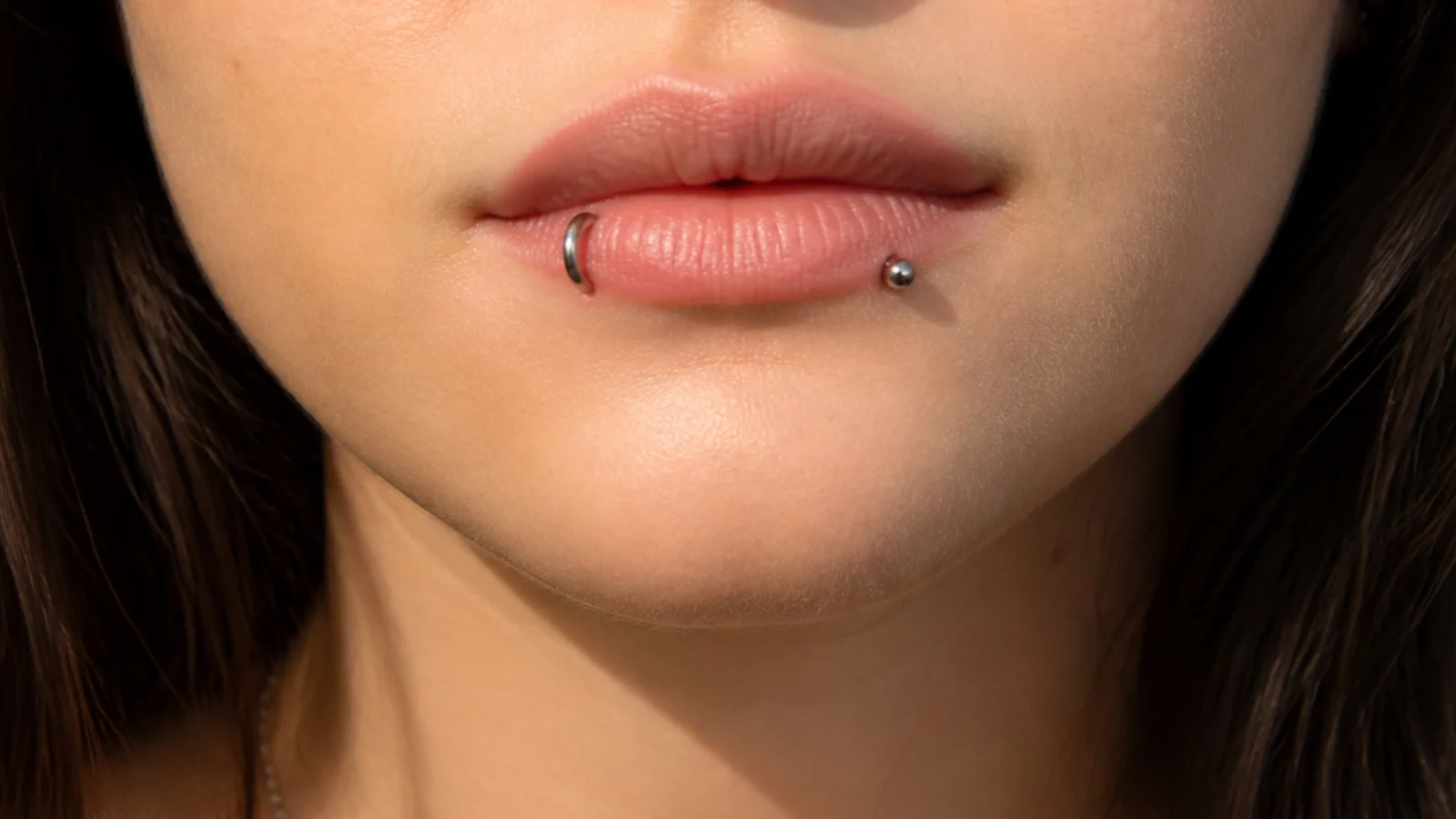 Angel fangs with a hoop and a stud mixed