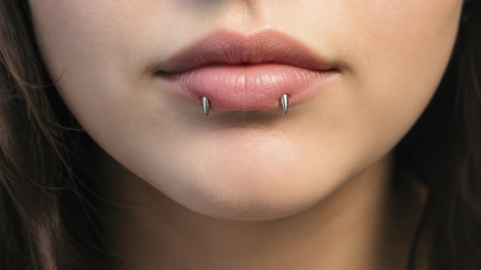 Angel fangs with considered close spacing for small lips