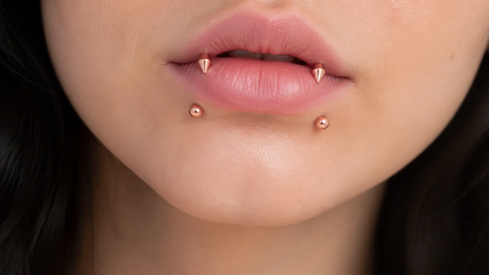 Angel fangs and snake bites in rose gold