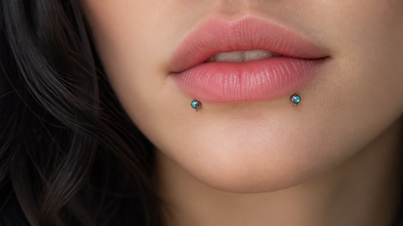 Inverted angel fangs with coloured gem ends