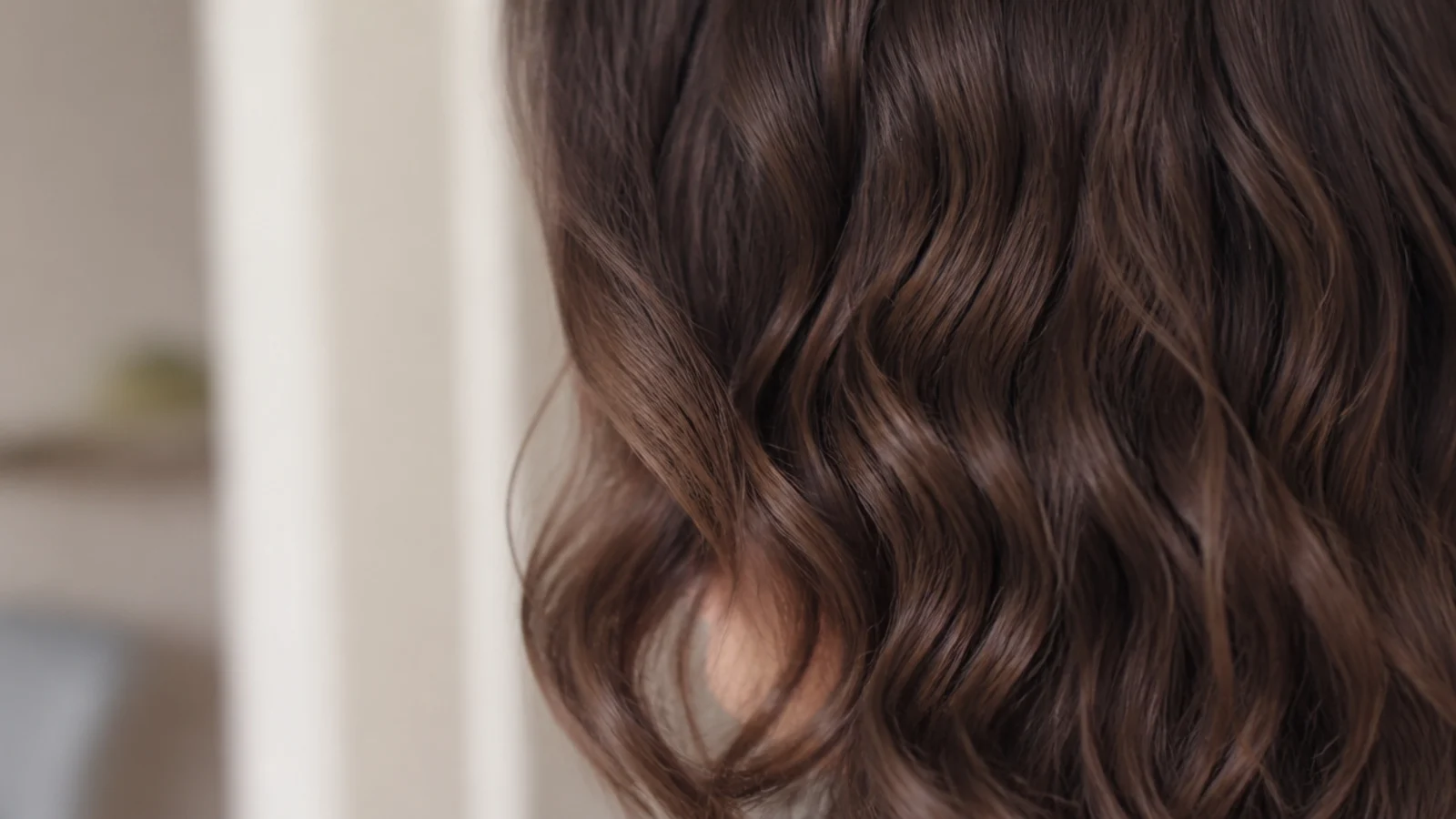 Fine 2A wavy hair air dried with mousse showing soft loose waves and no frizz halo