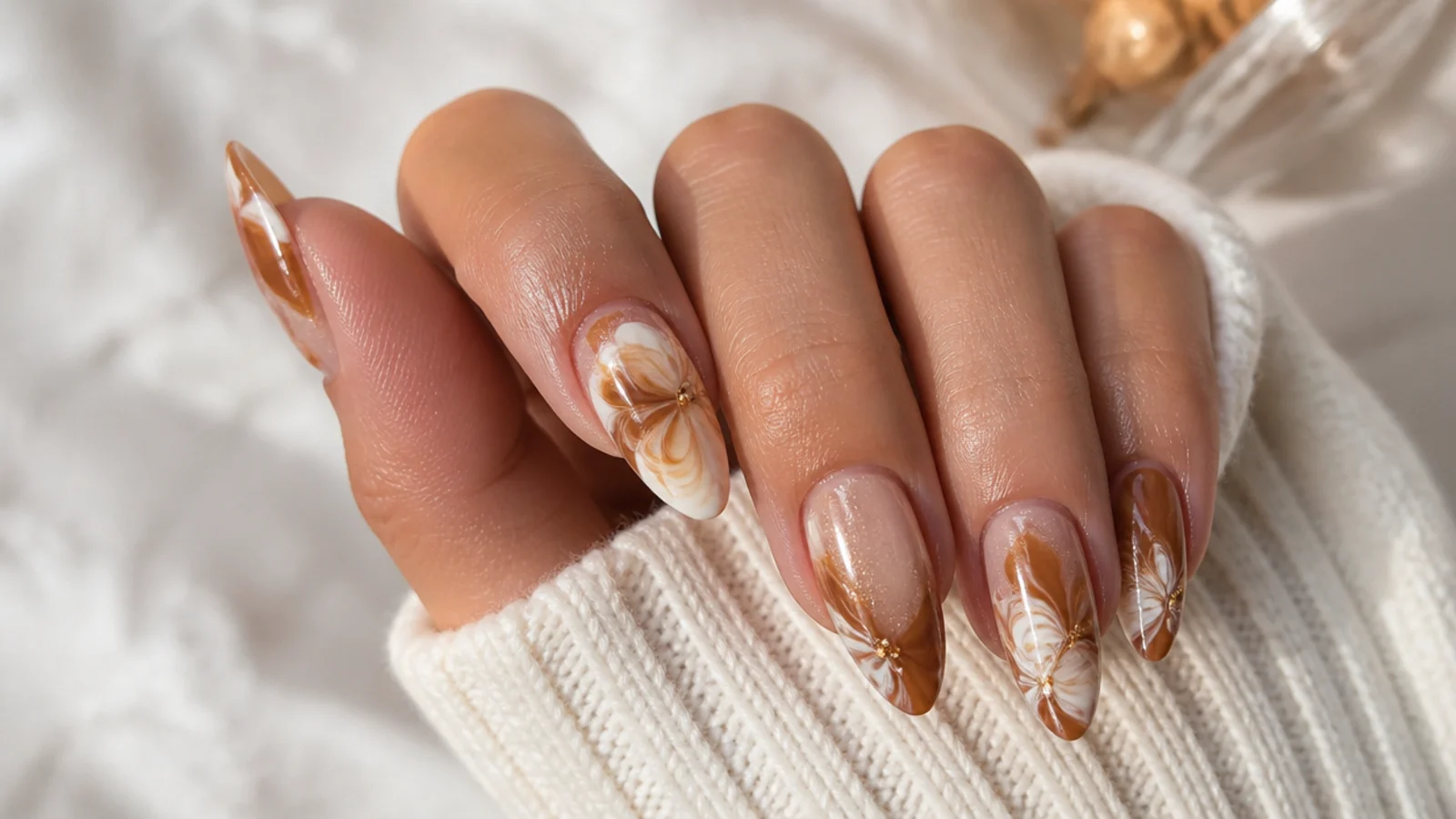 Warm cinnamon and cream swirled blooming gel nails