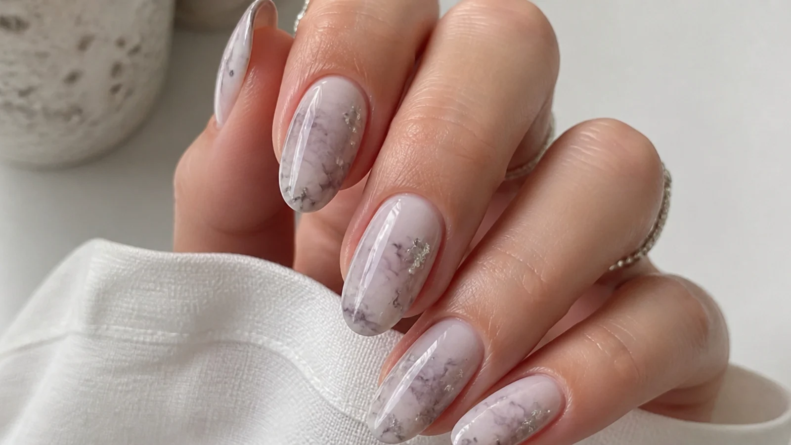 Hazy milky white ink-wash blooming gel nails