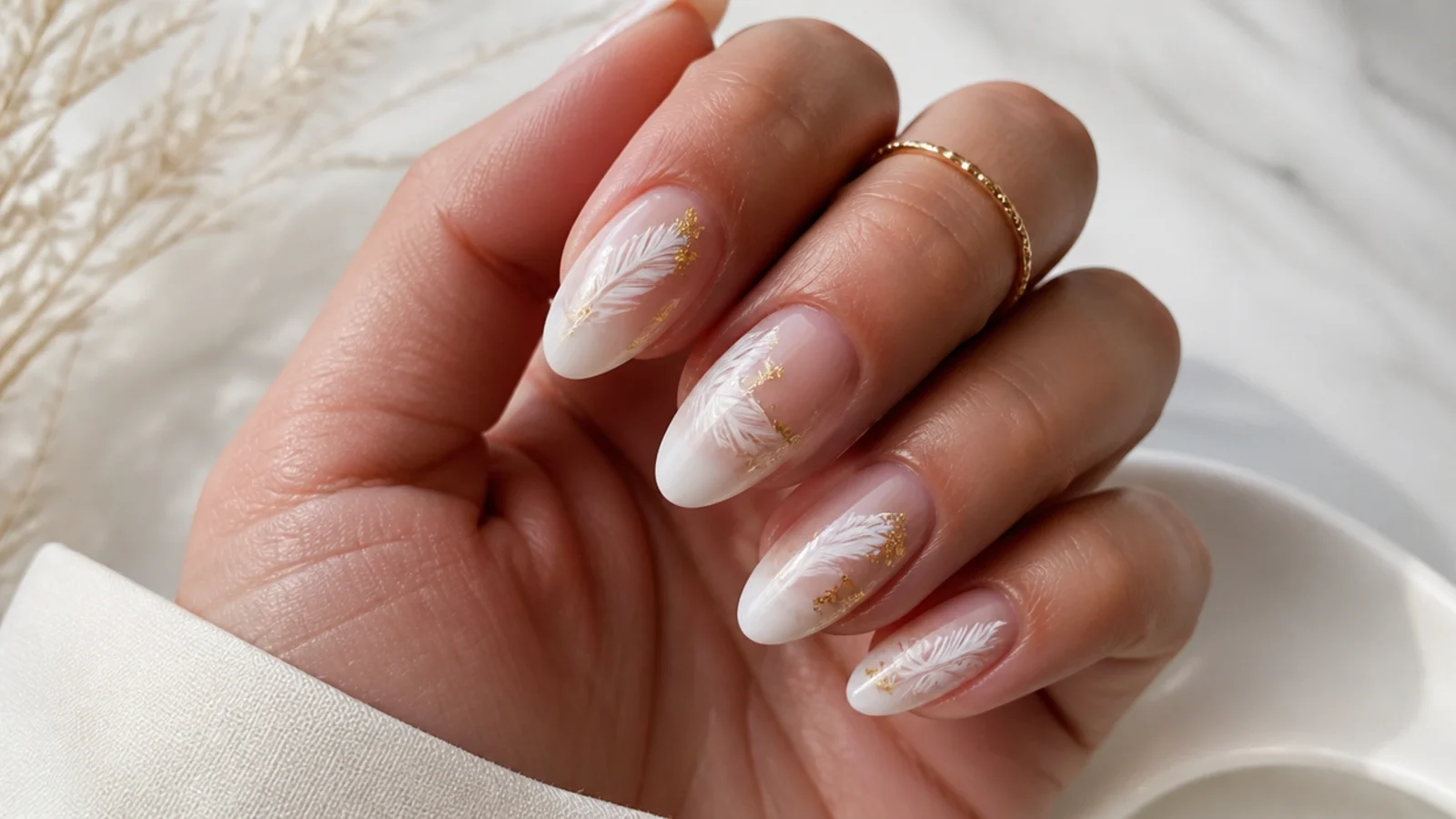 Delicate white feather blooming gel nails