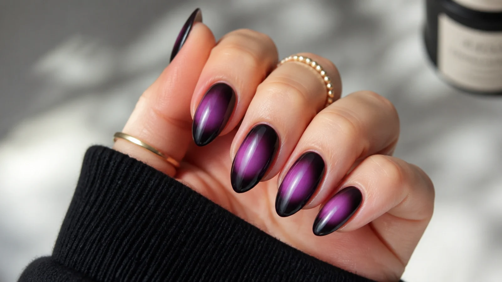 Plum smoke aura dark feminine nails with a soft glowing center of deep purple