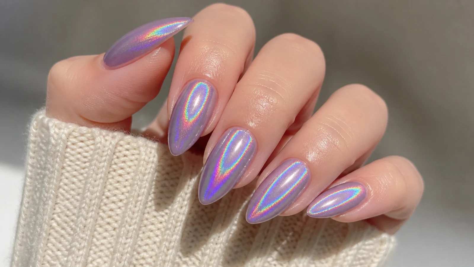Holographic lilac chrome nails flashing rainbow reflections
