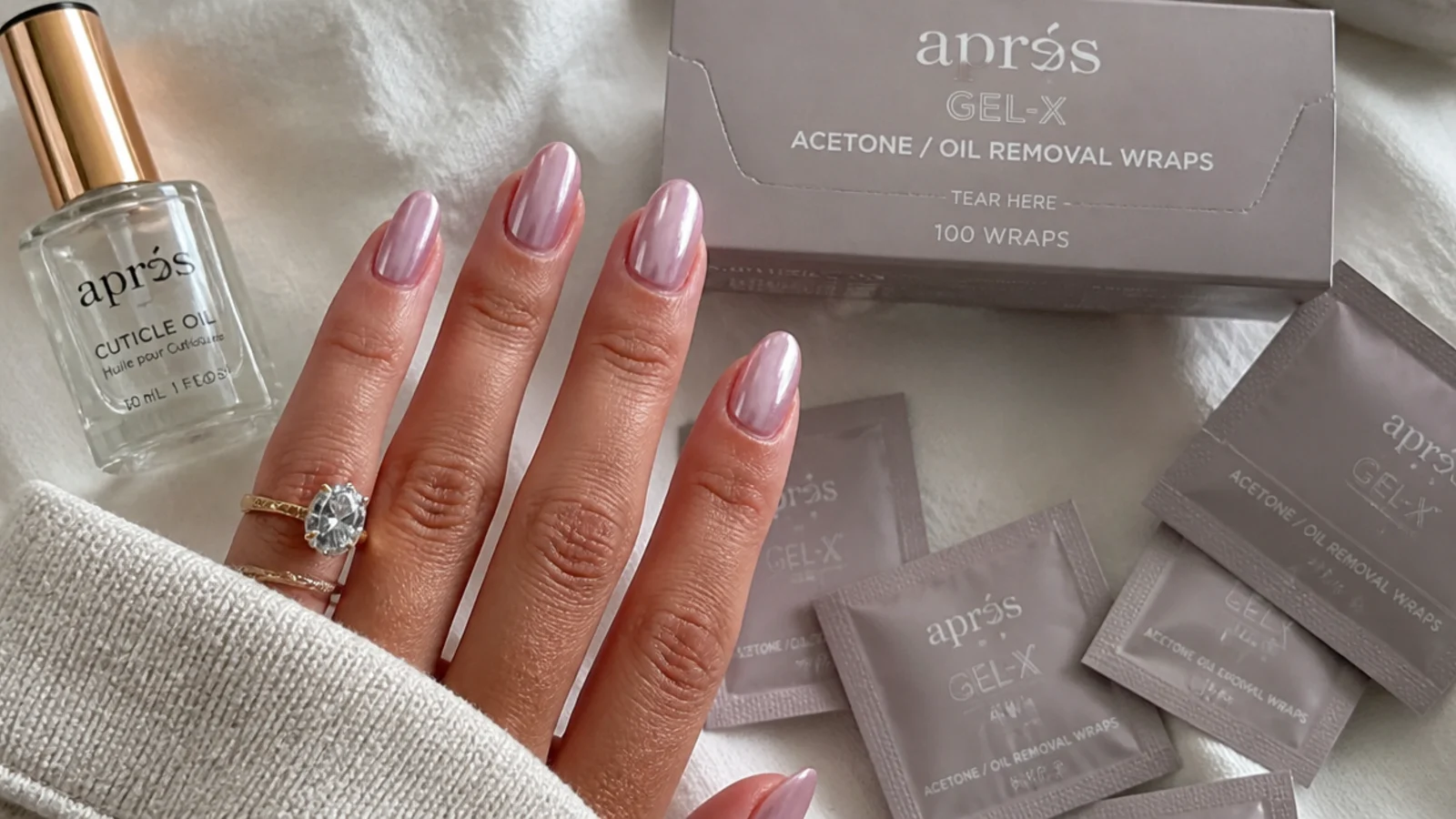 Cuticle oil and acetone foils for maintaining and removing chrome gel nails